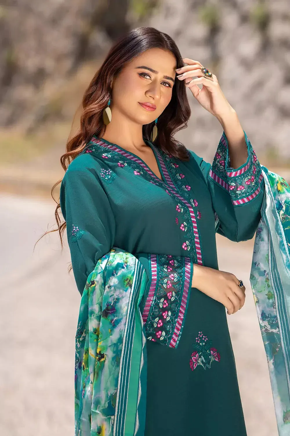 3PC Embroidered Unstitched Cambric Suit KSDE-2818