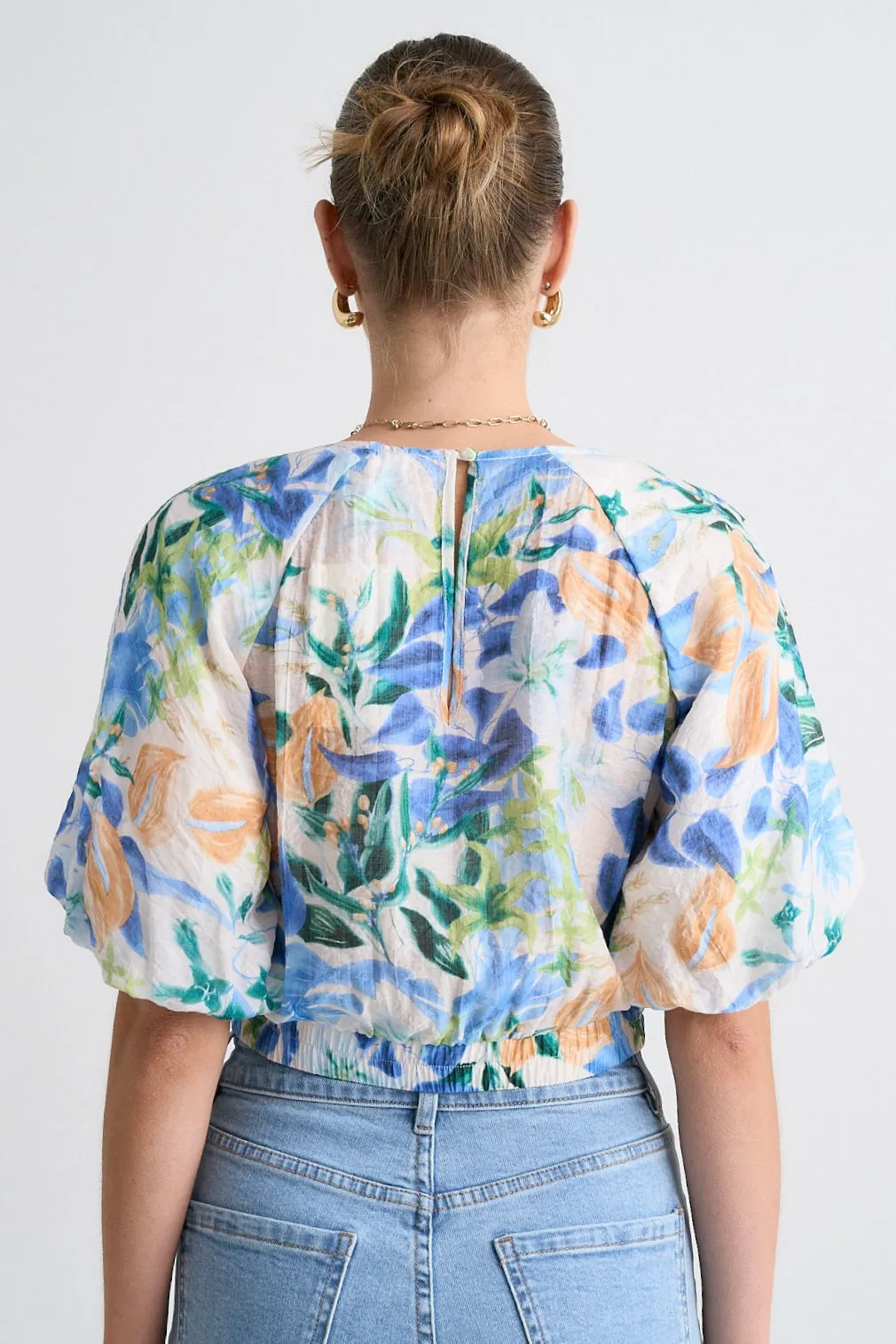 Optimized Title: Ayres Womens Short Sleeve Crew Neck Tropical Floral Top in Blue and Orange