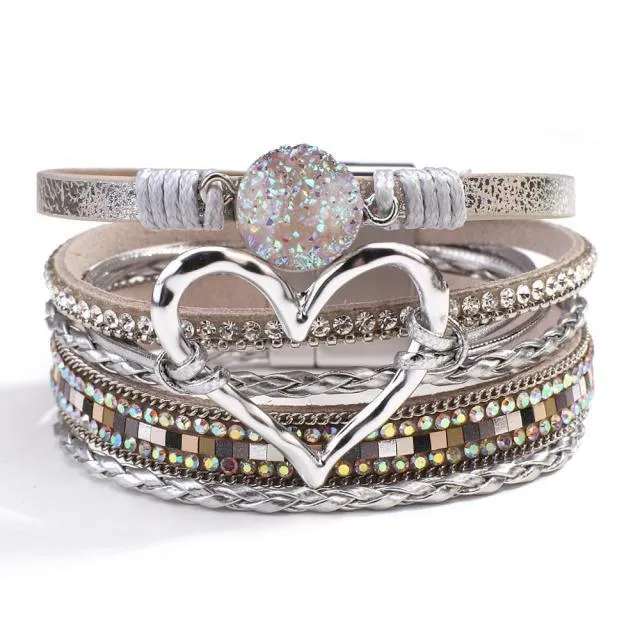 'Dalgu' Heart Charm Cuff Bracelet - silver