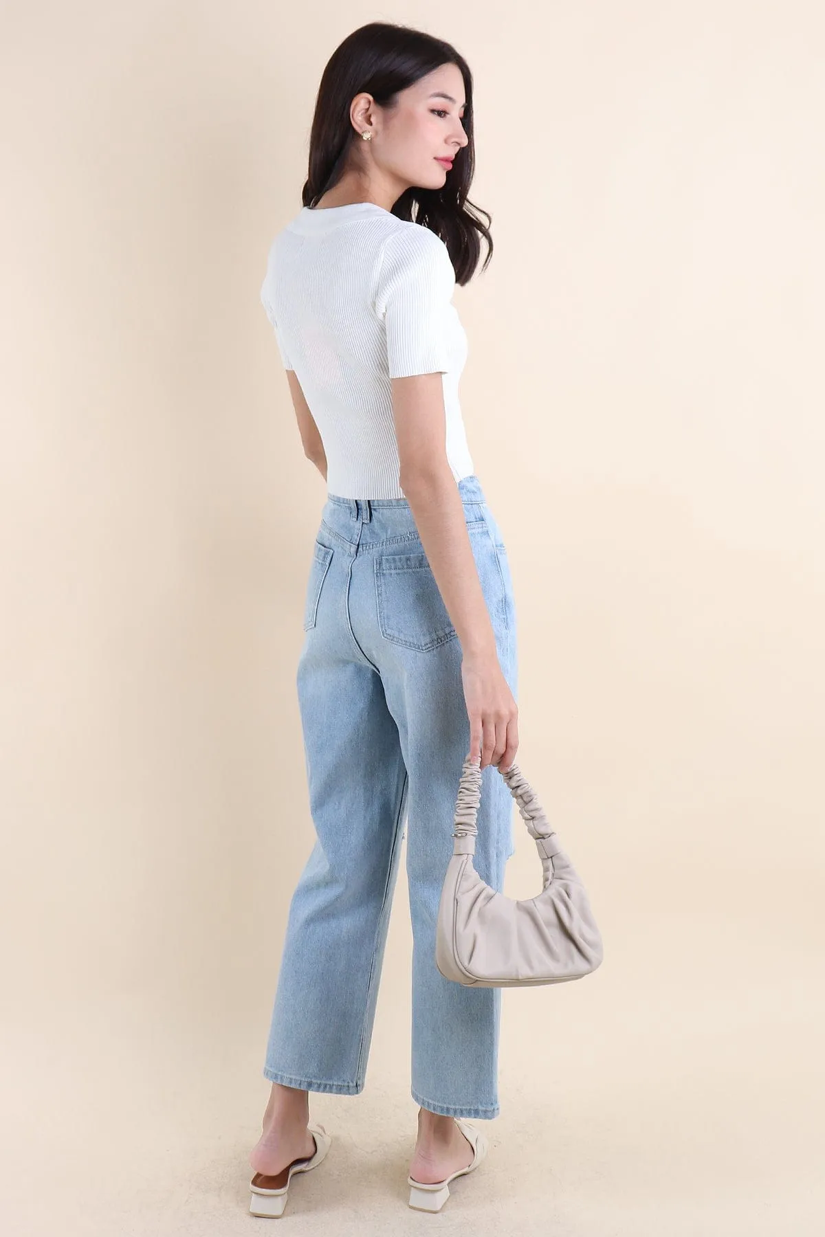 HANSEL SLIT DENIM JEANS IN LIGHT