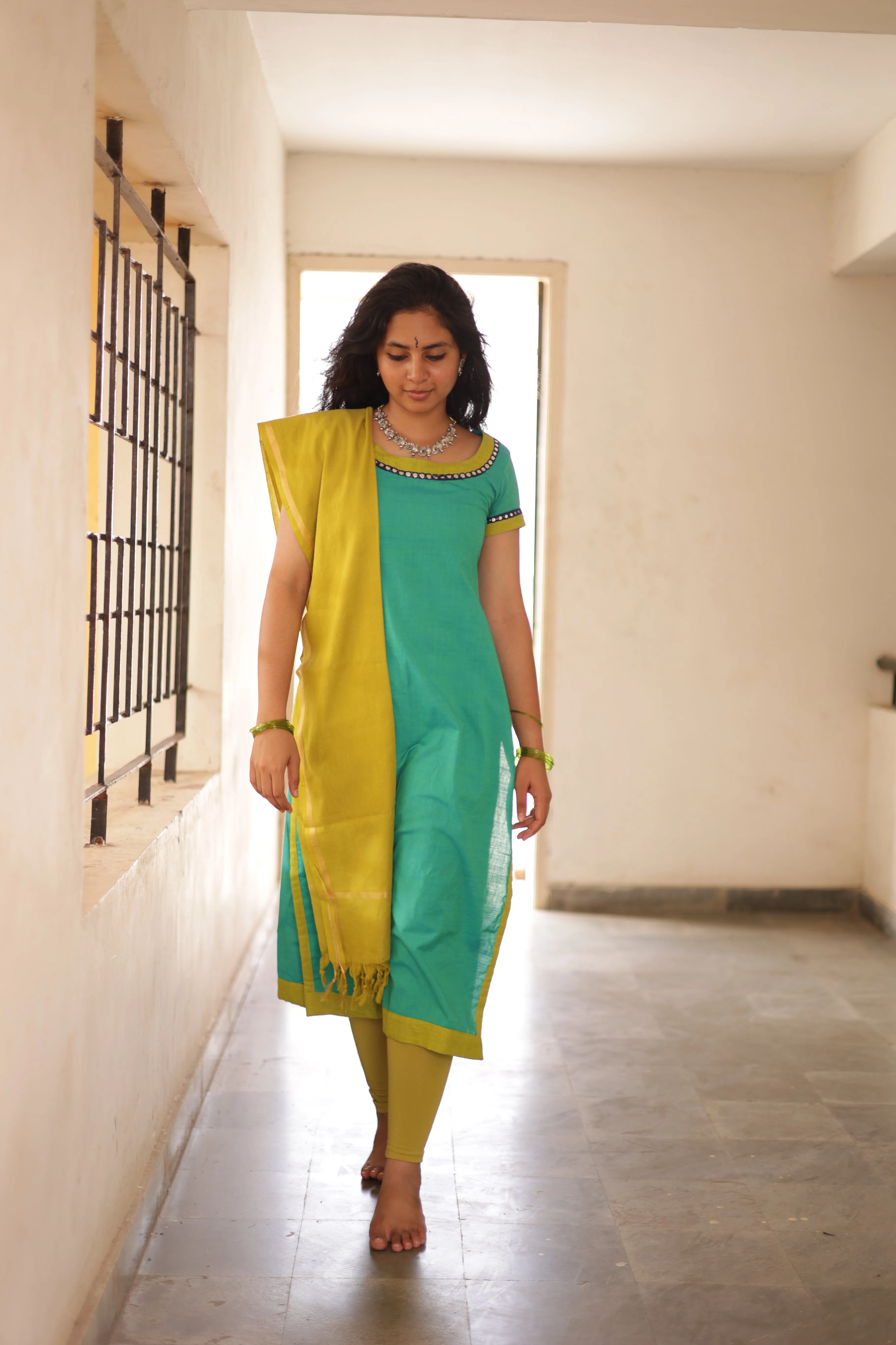 Kaakha Kaakha Jyotika Aqua Blue & Lime Green (Kurti Dupatta)