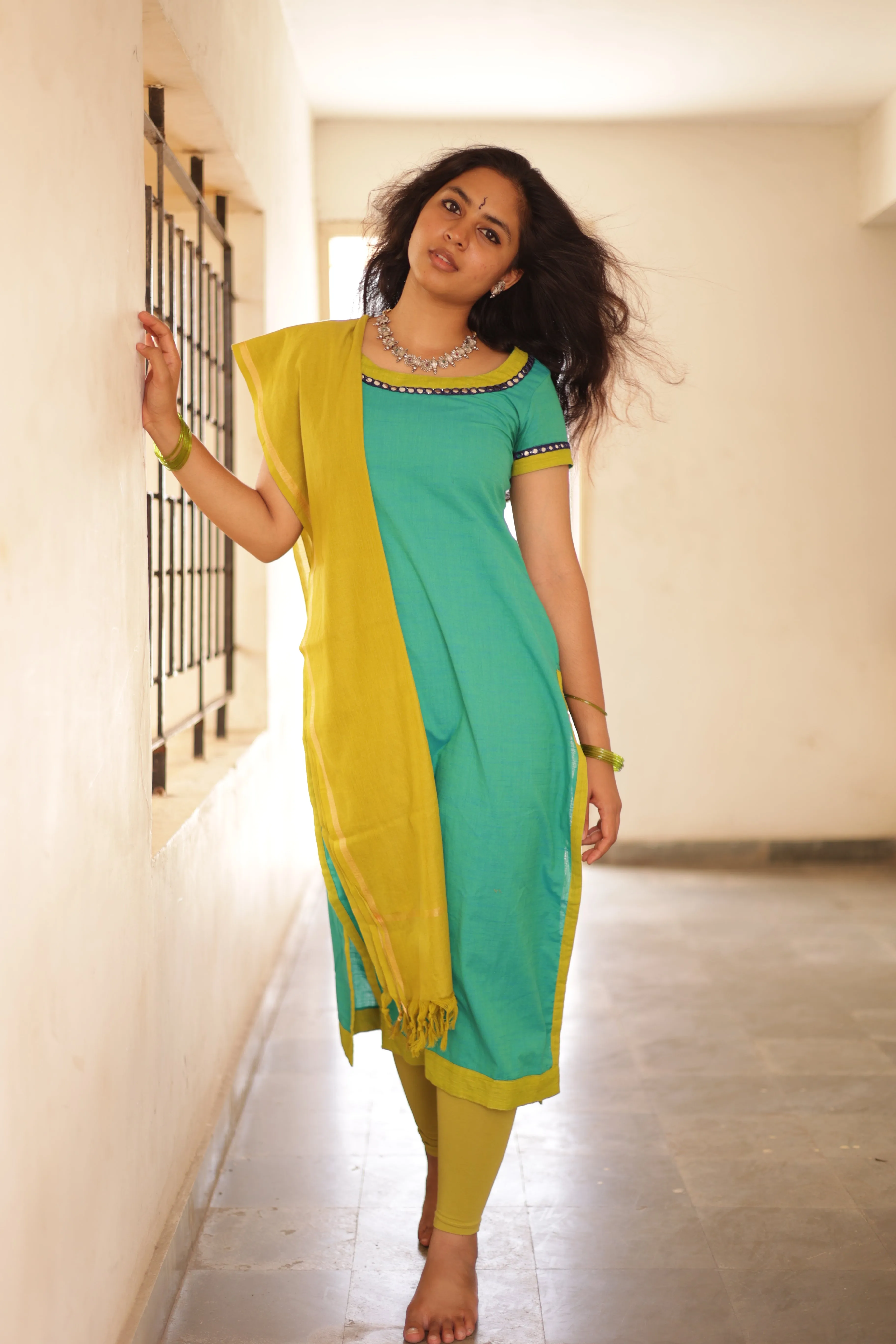 Kaakha Kaakha Jyotika Aqua Blue & Lime Green (Kurti Dupatta)