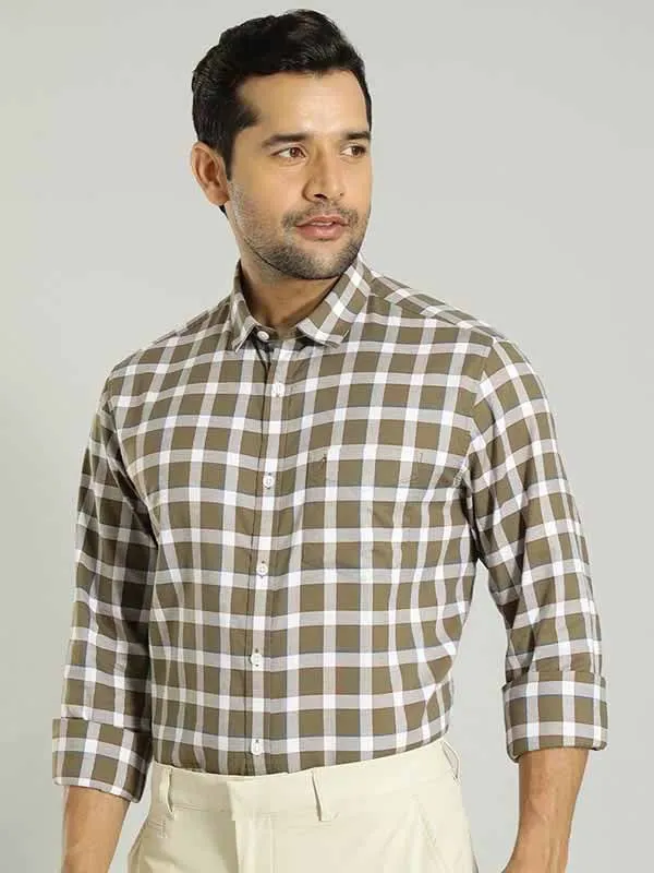 Men Checked Full Sleeve Cotton Shirt