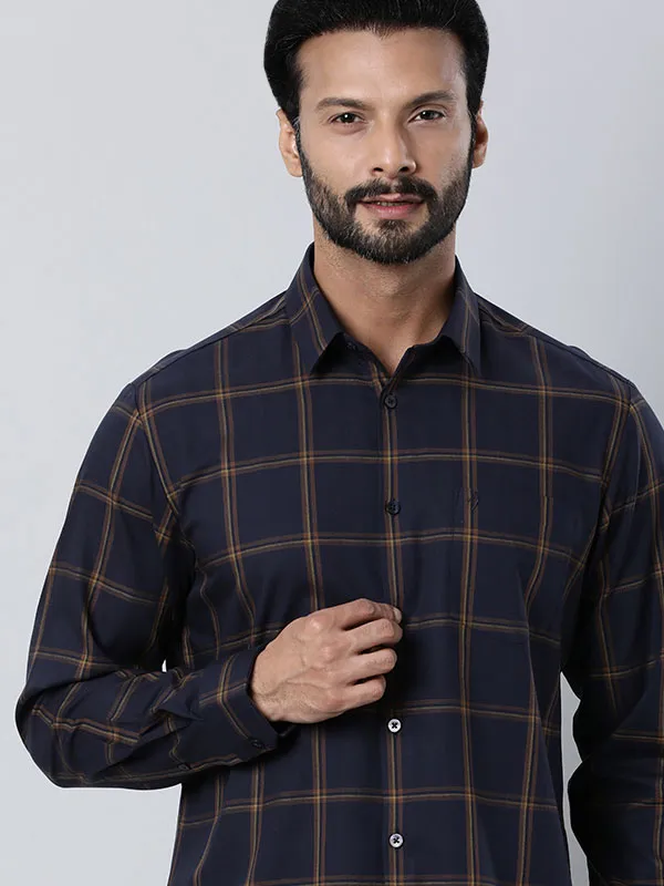 Men Checked Full Sleeve Cotton Shirt