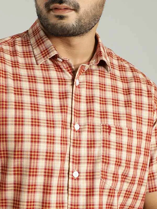 Men Checked Half Sleeve Cotton Blend Shirt