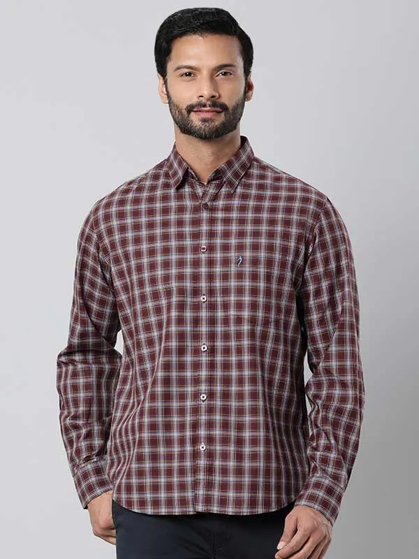 Men Checked Half Sleeve Cotton Blend Shirt