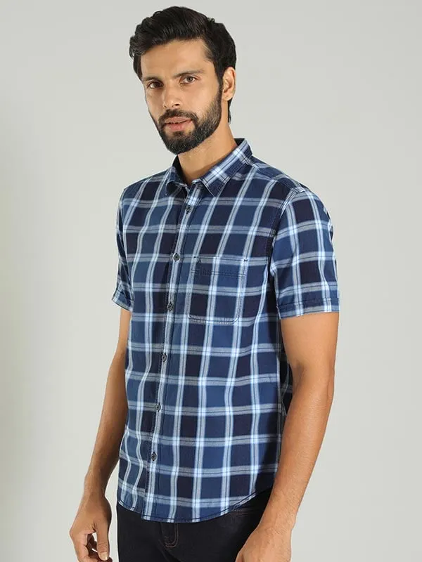 Men Checked Half Sleeve Cotton Shirt