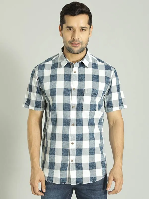 Men Checked Half Sleeve Cotton Shirt