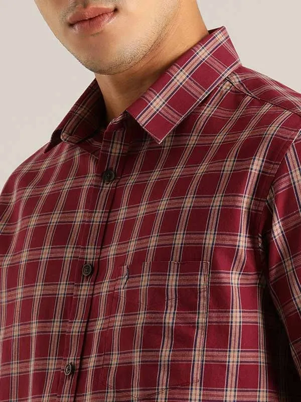 Men Checked Half Sleeve Cotton Shirt