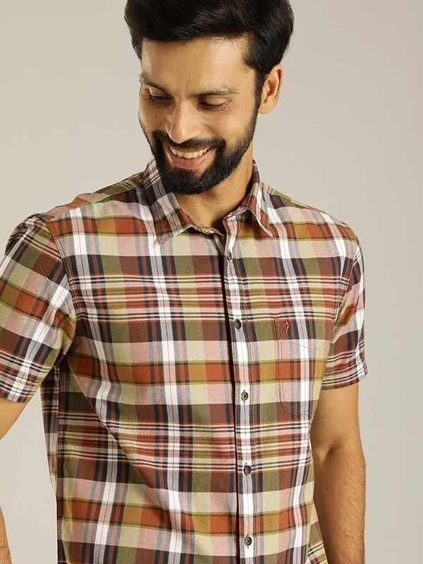 Men Checked Half Sleeve Cotton Shirt