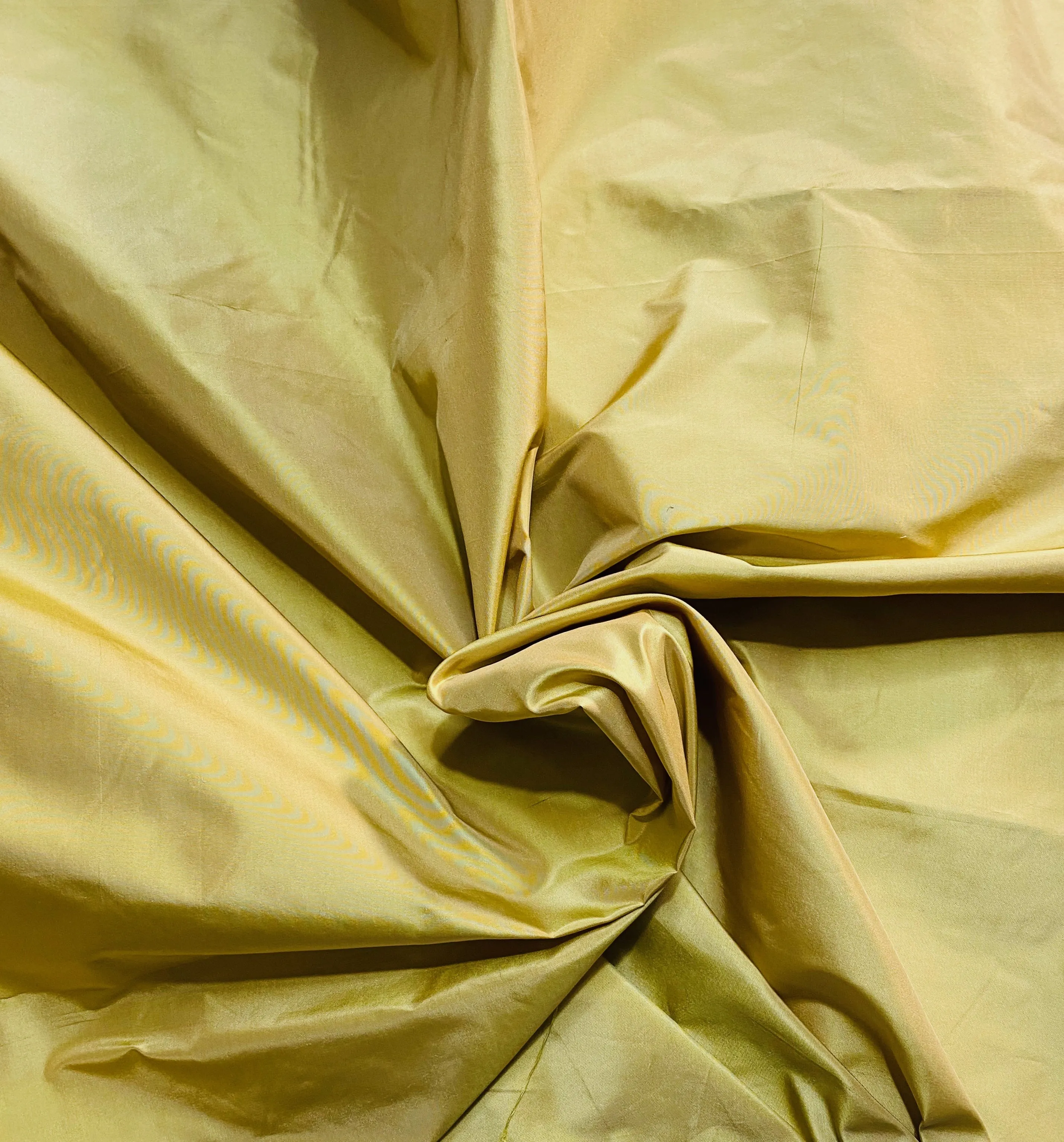 NEW Lady Lisa 100% Silk Taffeta Fabric Solid Icy Yellow Gold