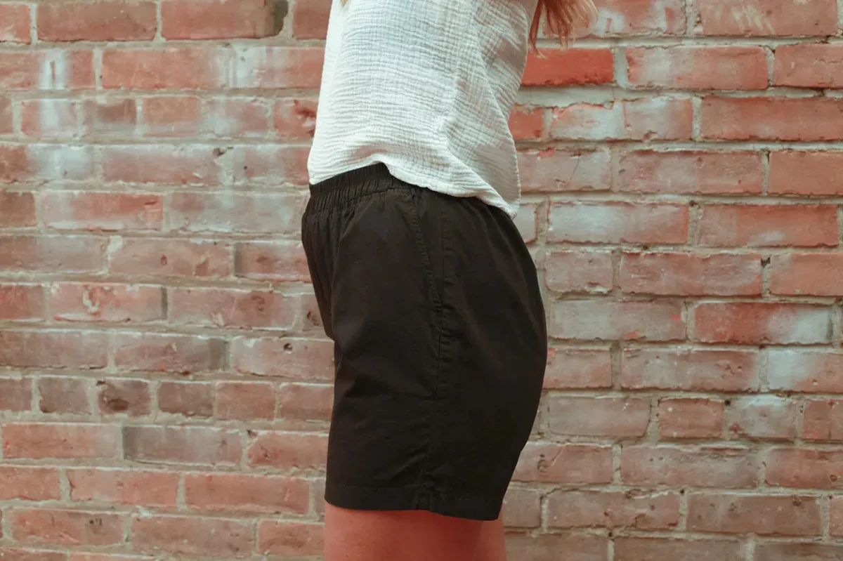 Organic Poplin Shorts in Black